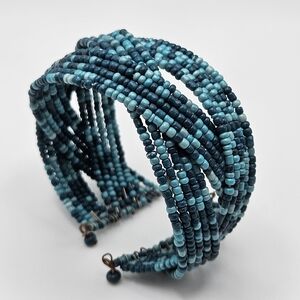 VINTAGE Woven Braided Turquoise Glass Seed Bead Boho Memory Wire Cuff Bracelet